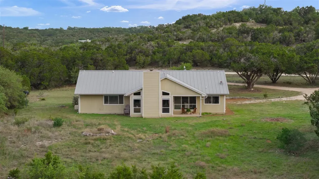 102 Rocky Creek Road Dripping Springs TX 78620