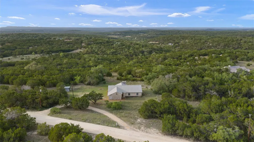 102 Rocky Creek Road Dripping Springs TX 78620