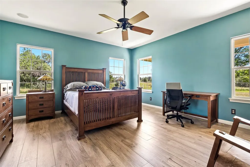 928 Upper Elgin River Road Elgin TX 78621