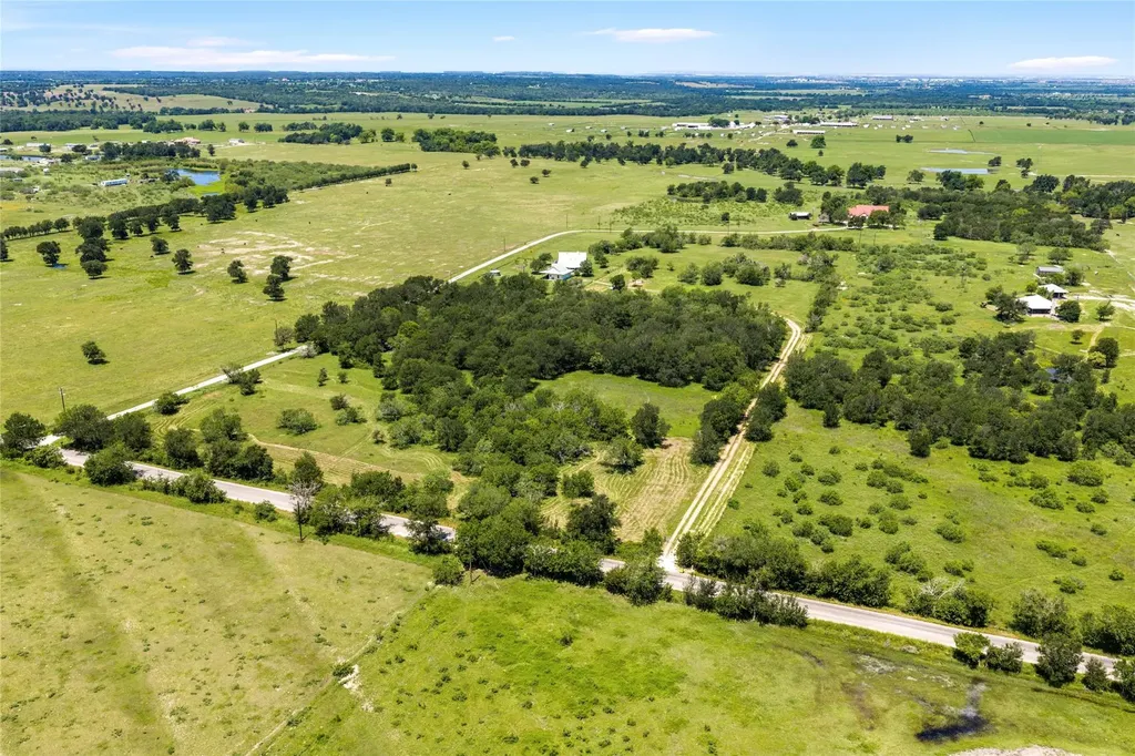 928 Upper Elgin River Road Elgin TX 78621