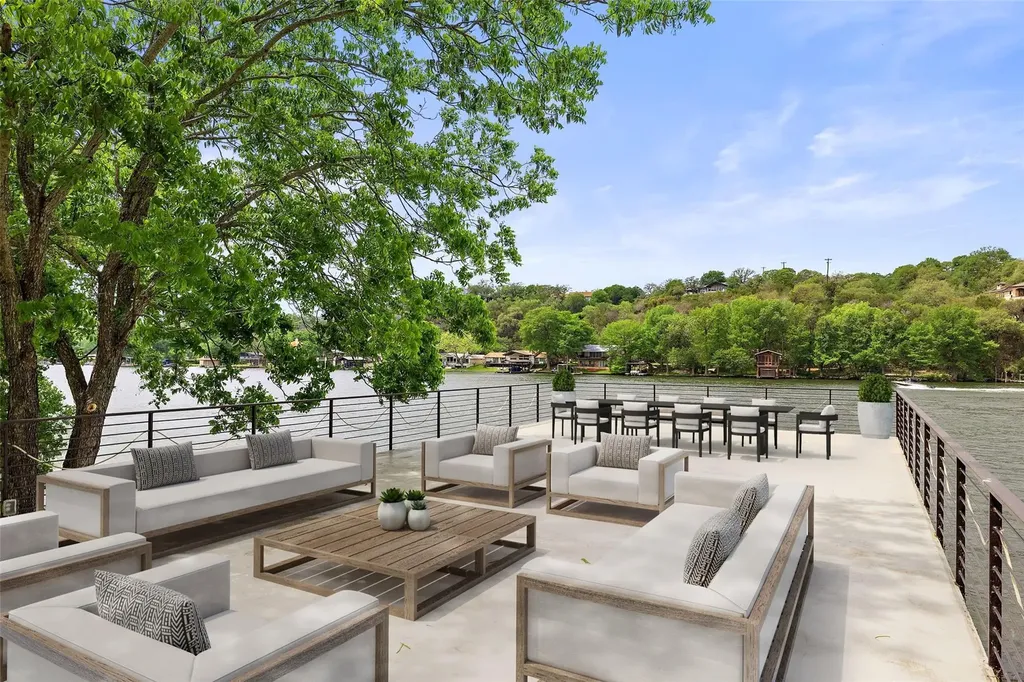 3104 Rivercrest Drive Austin TX 78746