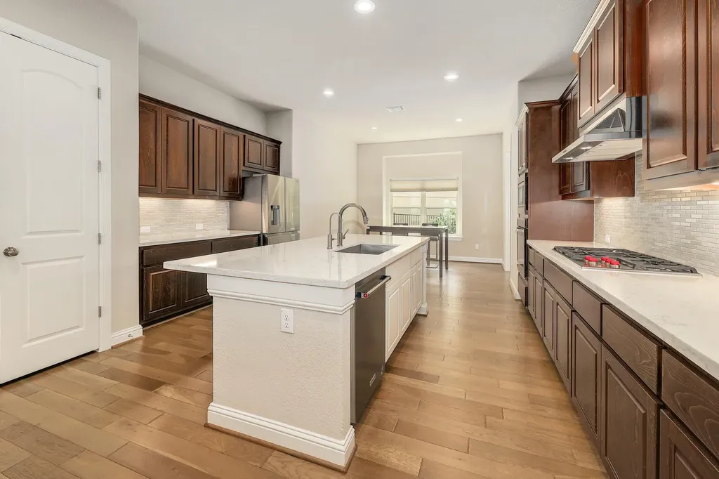 512 Summer Wilson Cove Austin TX 78738