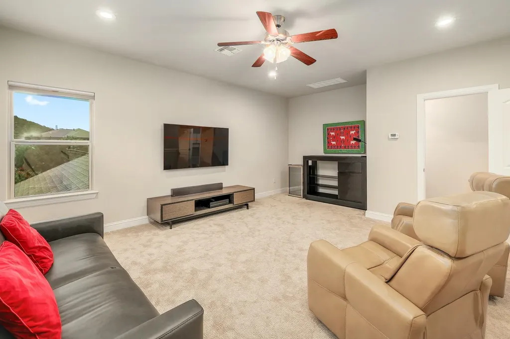 512 Summer Wilson Cove Austin TX 78738