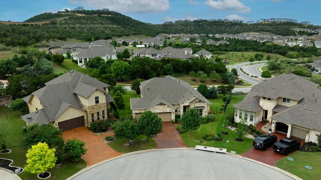 512 Summer Wilson Cove Austin TX 78738