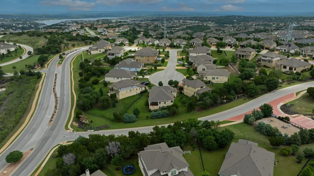 512 Summer Wilson Cove Austin TX 78738