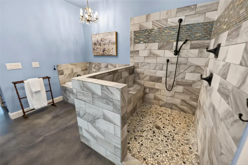 1508 Successor Road Spicewood TX 78669