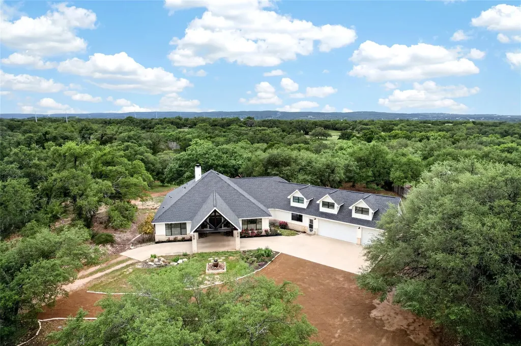 1508 Successor Road Spicewood TX 78669