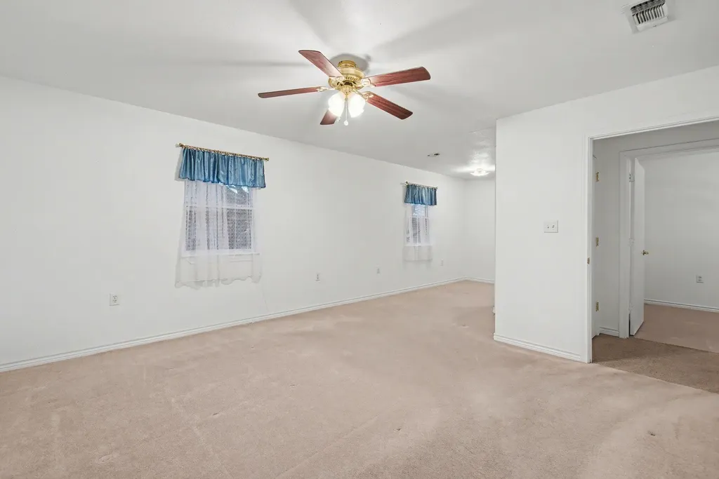 1720 Greenwood Lane Kingsland TX 78639
