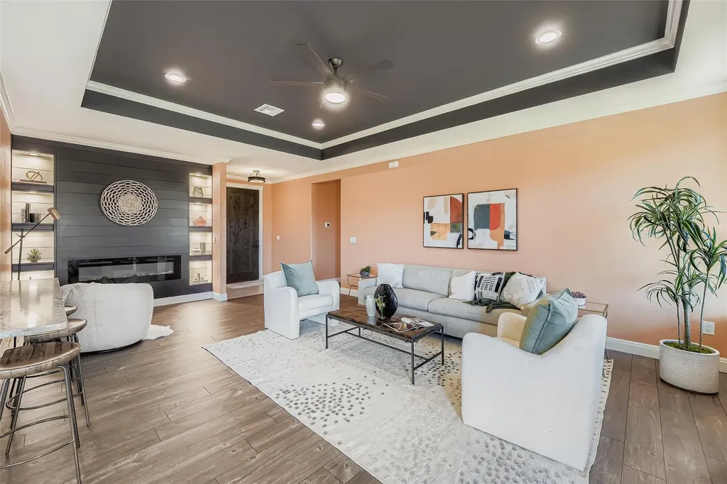 222 Arosa Drive Elgin TX 78621