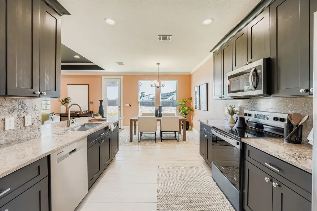 222 Arosa Drive Elgin TX 78621