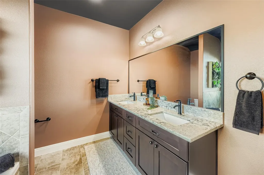222 Arosa Drive Elgin TX 78621