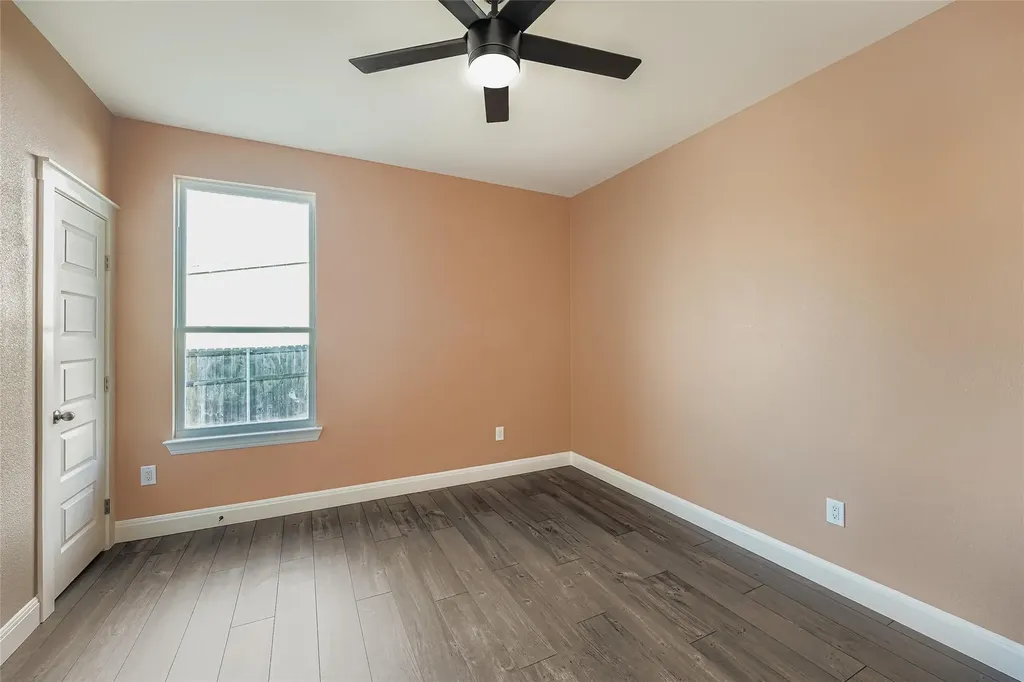 222 Arosa Drive Elgin TX 78621