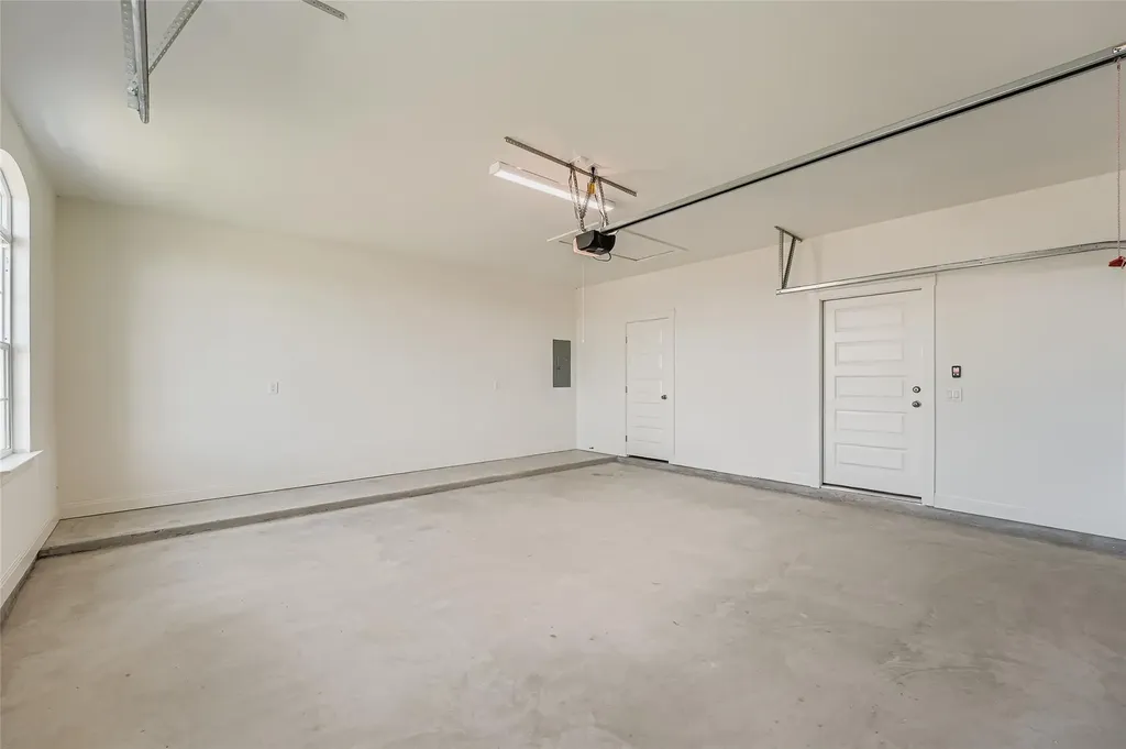 222 Arosa Drive Elgin TX 78621