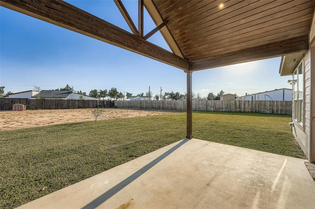222 Arosa Drive Elgin TX 78621