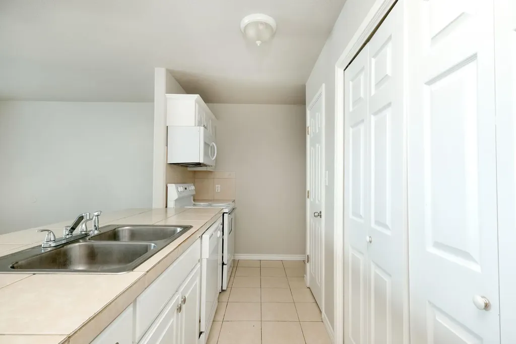 107 Castleberry Court Bertram TX 78605
