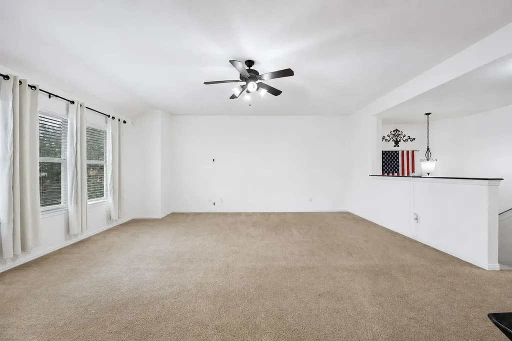 2415 Elkhorn Ranch Road Leander TX 78641