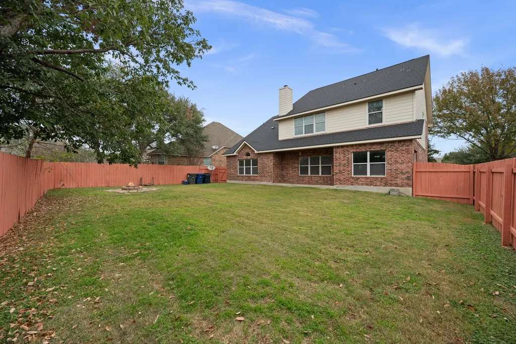 2415 Elkhorn Ranch Road Leander TX 78641