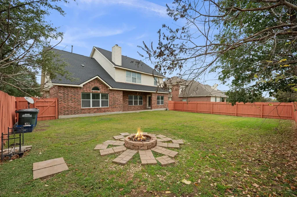2415 Elkhorn Ranch Road Leander TX 78641
