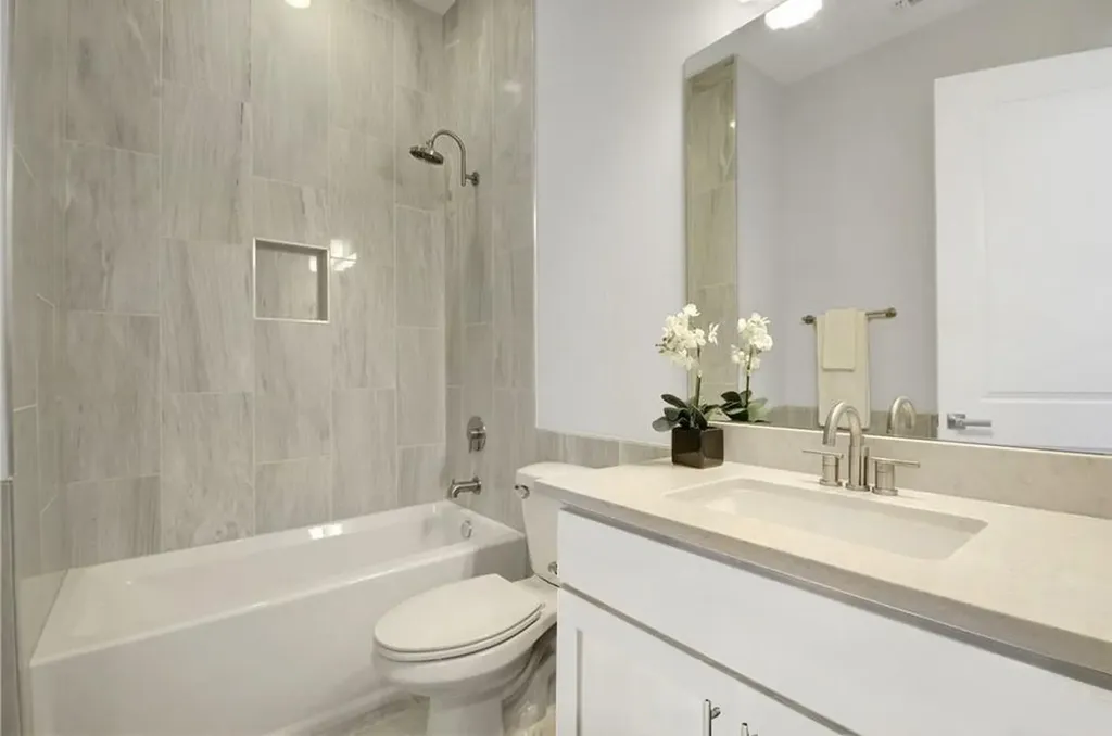 1208 Kinney Avenue Austin TX 78704