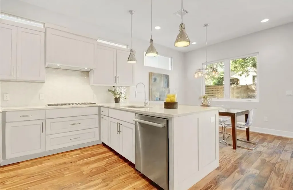 1208 Kinney Avenue Austin TX 78704