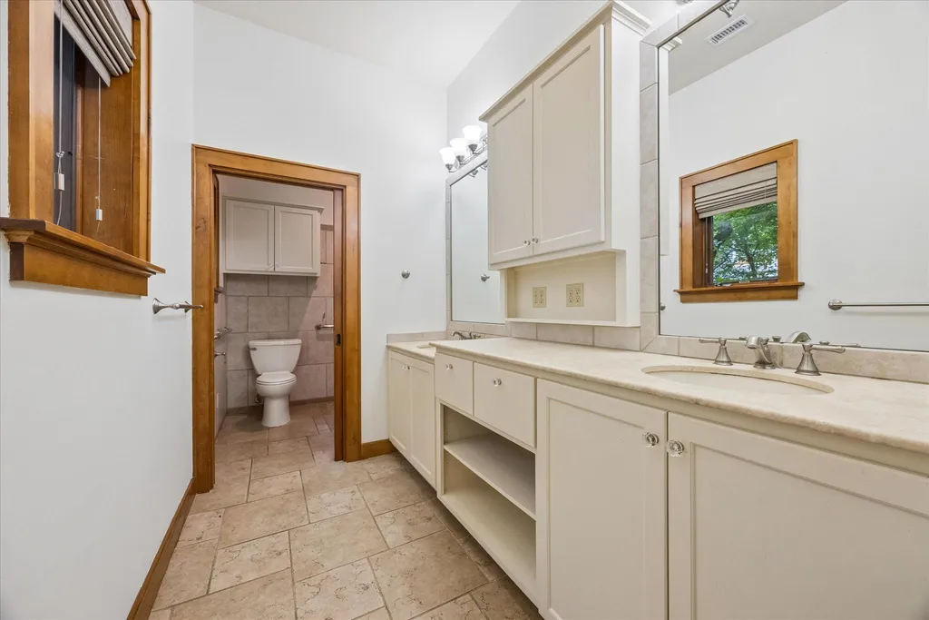 2501 Stratford Drive Austin TX 78746