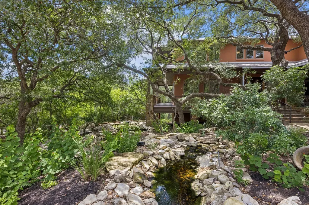 2501 Stratford Drive Austin TX 78746