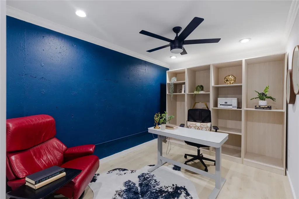 2214 Garden Street Austin TX 78702