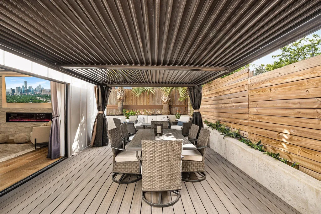 2214 Garden Street Austin TX 78702