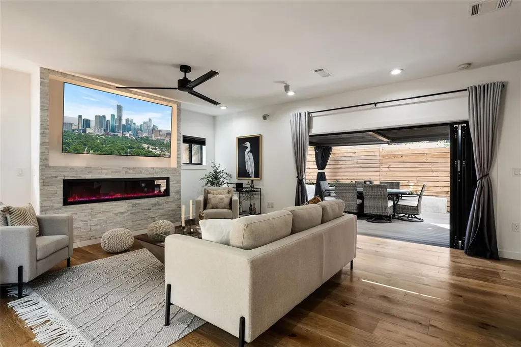 2214 Garden Street Austin TX 78702