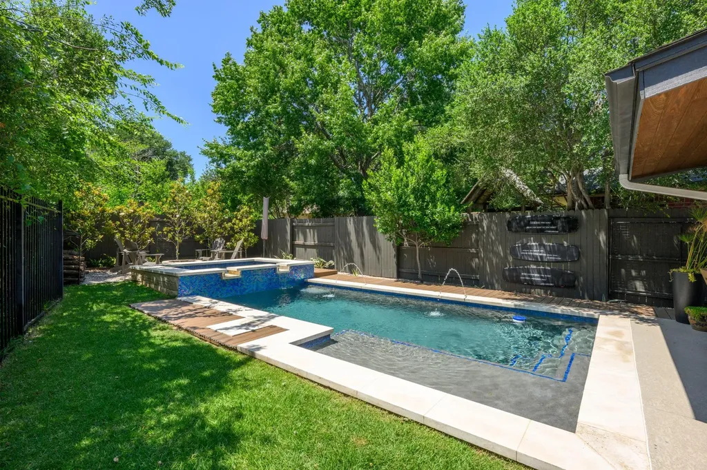 10520 Hansa Drive Austin TX 78739