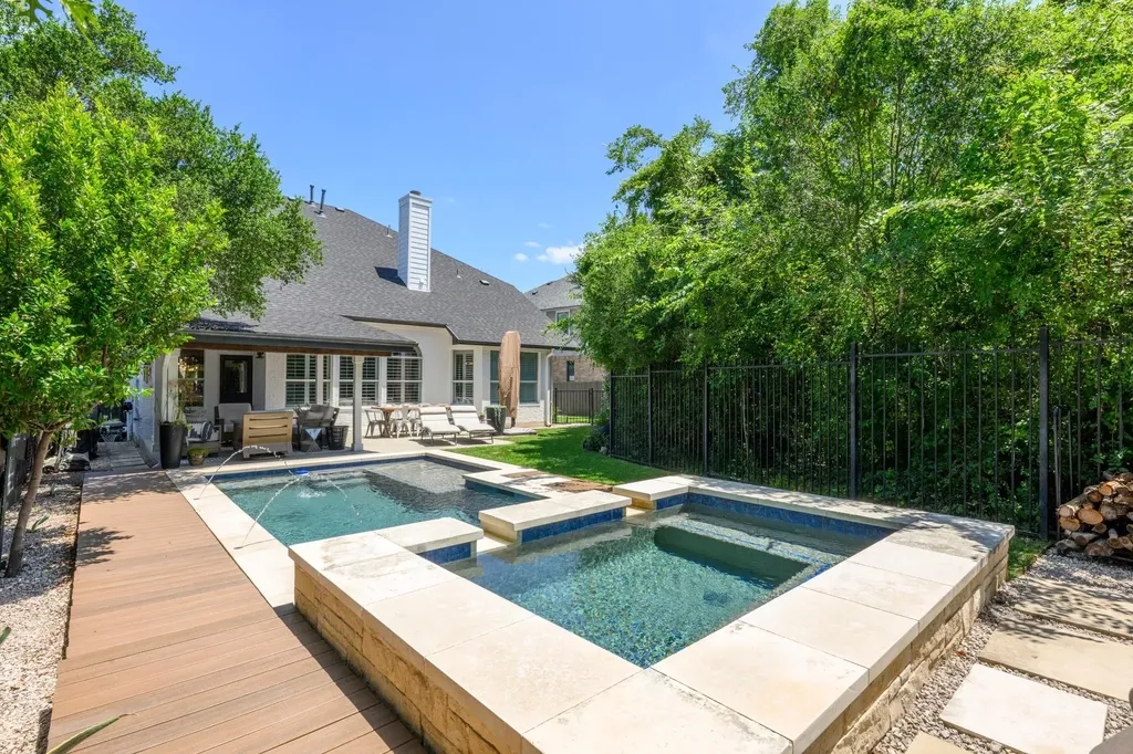 10520 Hansa Drive Austin TX 78739