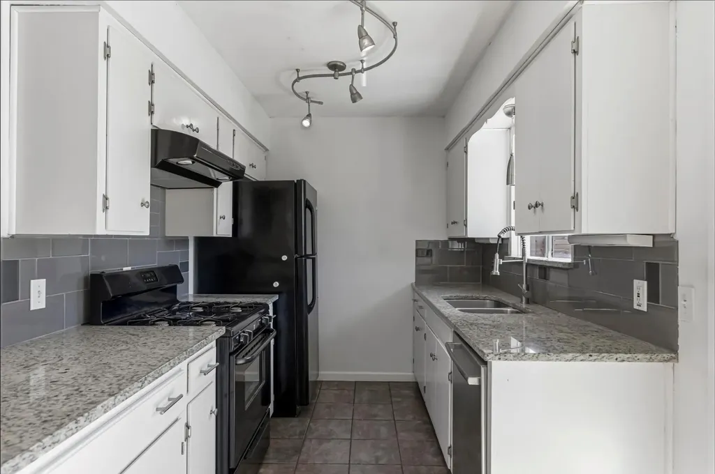 1005 Arthur Stiles Road Austin TX 78721