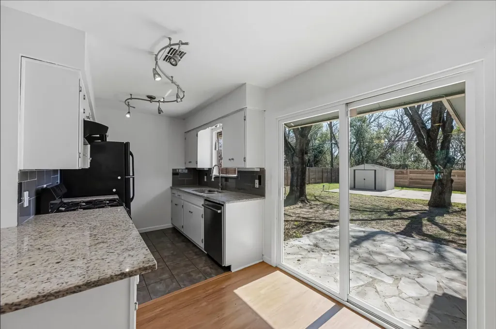 1005 Arthur Stiles Road Austin TX 78721