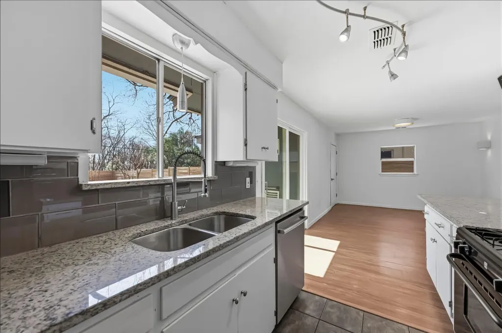 1005 Arthur Stiles Road Austin TX 78721