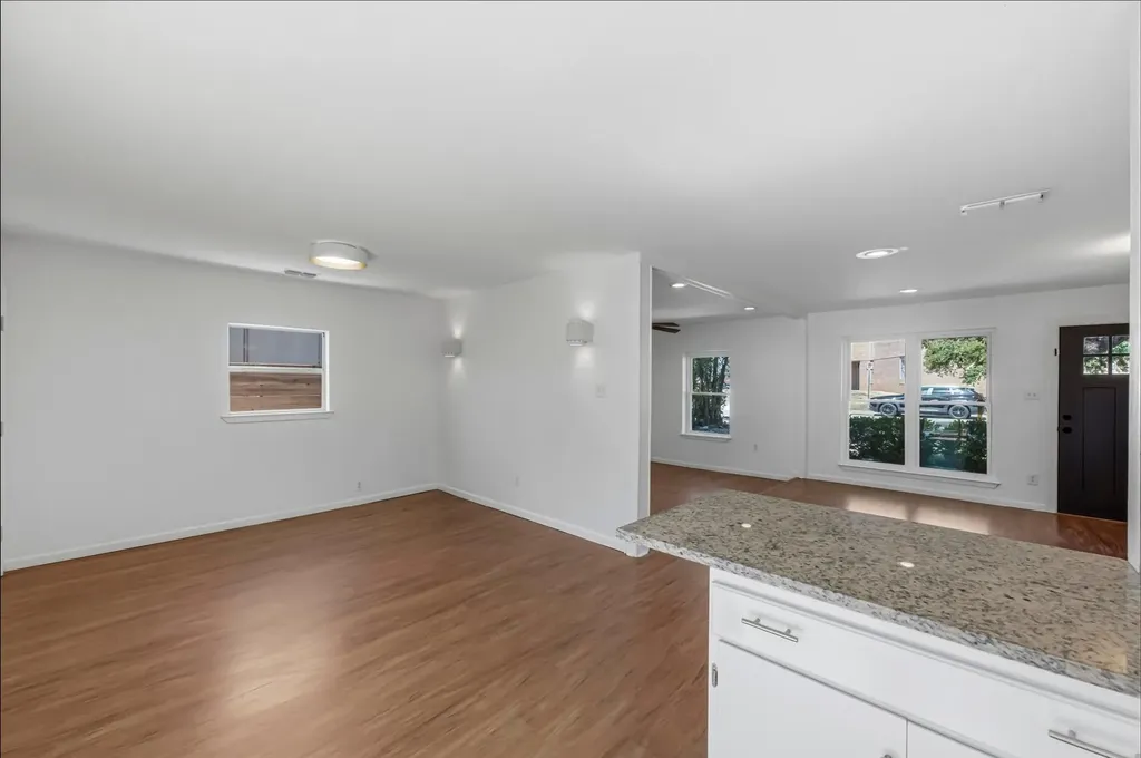 1005 Arthur Stiles Road Austin TX 78721