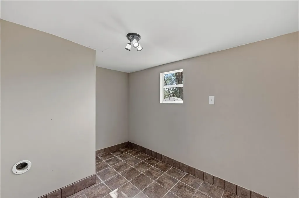 1005 Arthur Stiles Road Austin TX 78721