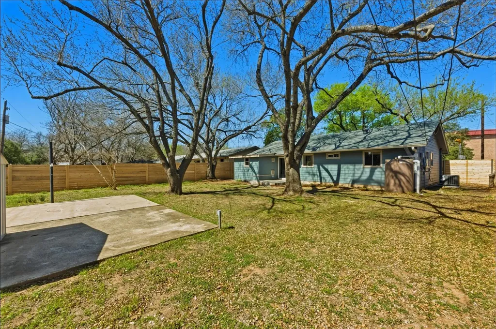 1005 Arthur Stiles Road Austin TX 78721