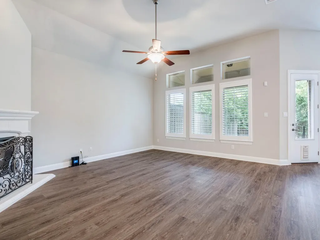 836 Richardson Lane Leander TX 78641