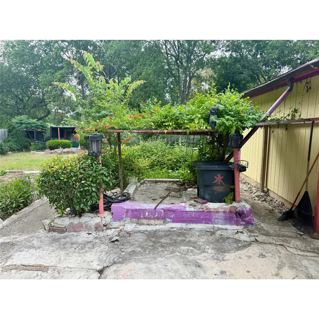 5935 Lake Champlain Street San Antonio TX 78233