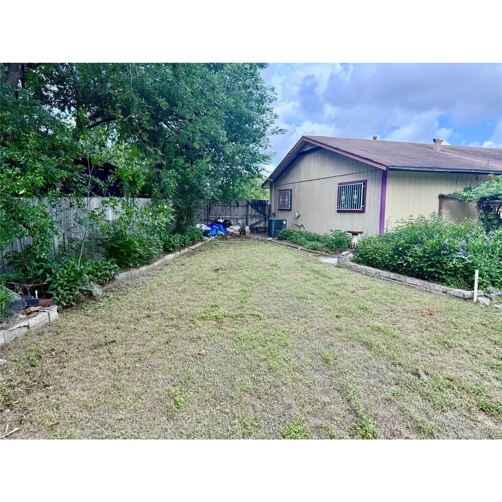 5935 Lake Champlain Street San Antonio TX 78233