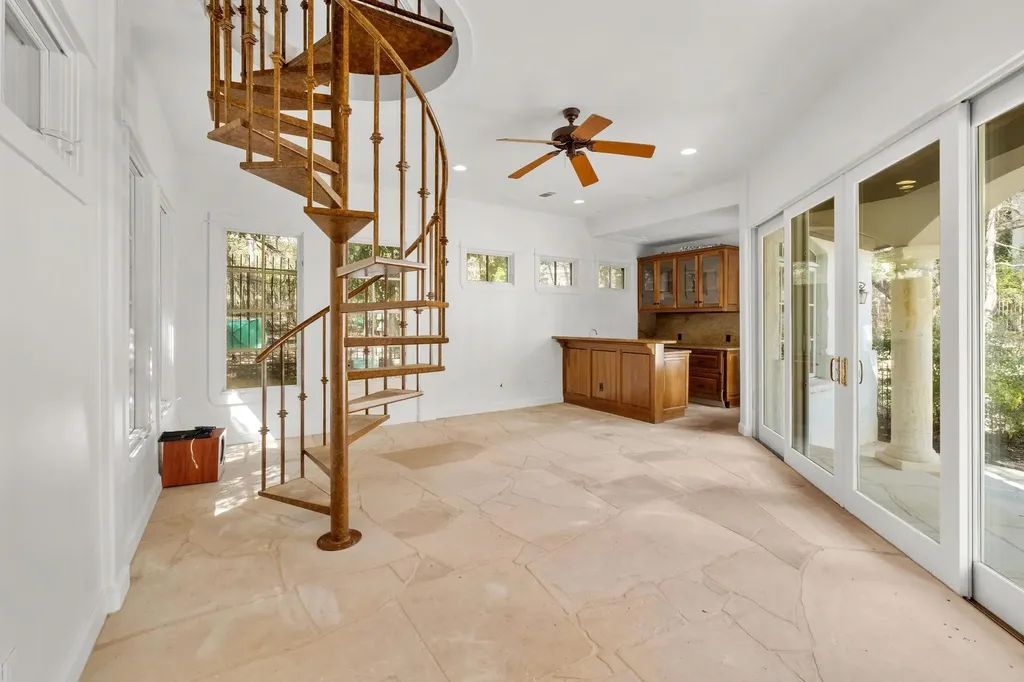2900 Meandering River Court Austin TX 78746