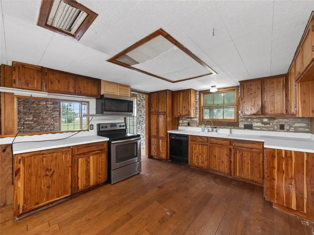 7 Tammy Lane Round Rock TX 78665