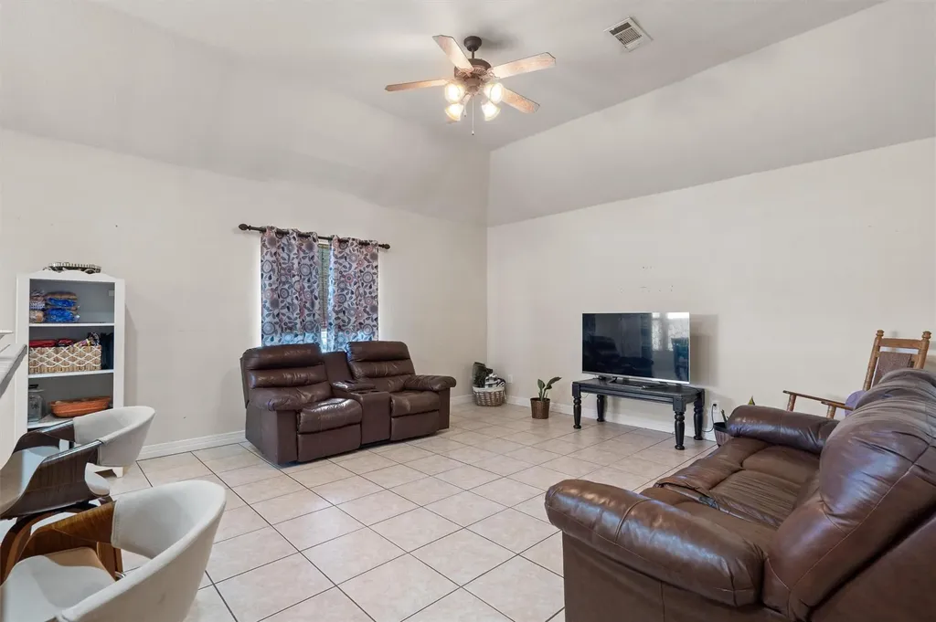 8119 S Highway Fm 973 Austin TX 78719