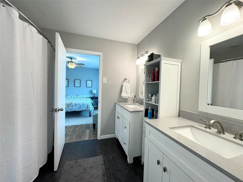 208 Skyloop Drive Austin TX 78745