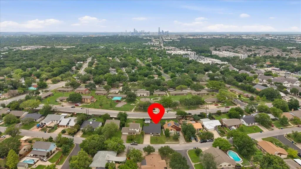 208 Skyloop Drive Austin TX 78745
