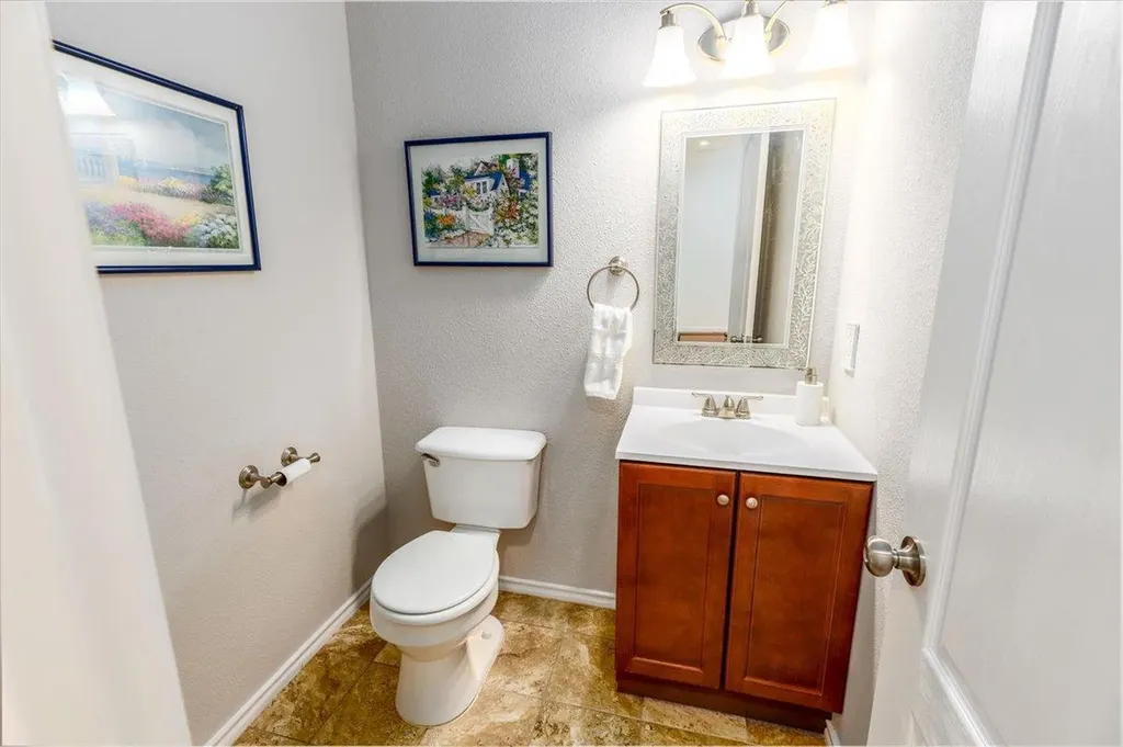 7136 Ridge Oak Road Austin TX 78749