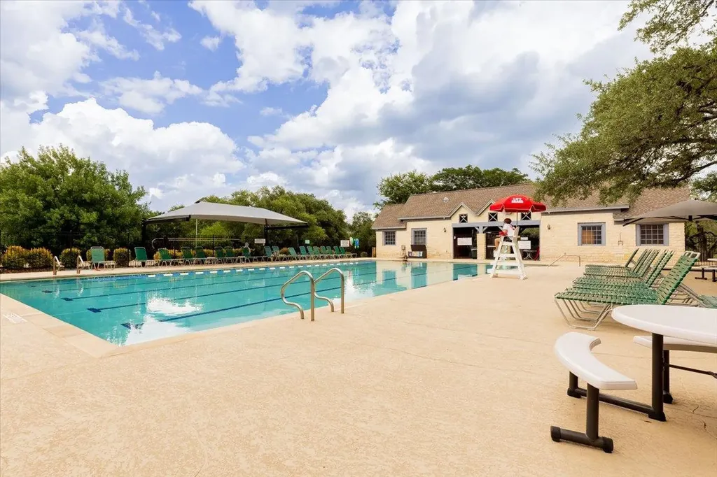 7136 Ridge Oak Road Austin TX 78749