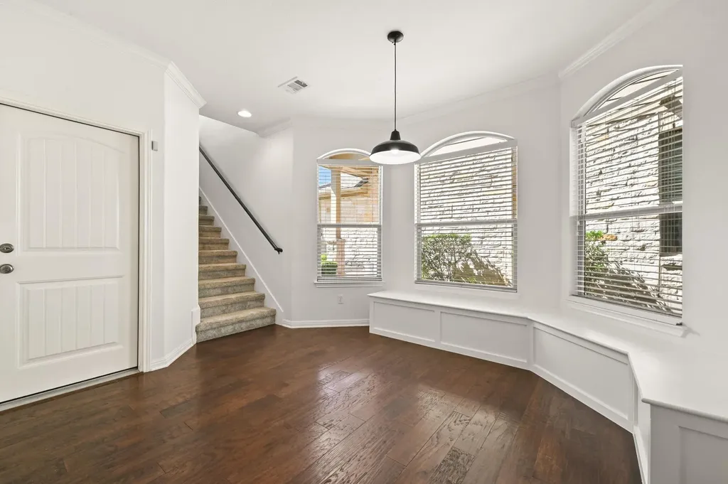 7328 Colina Vista Loop Austin TX 78750