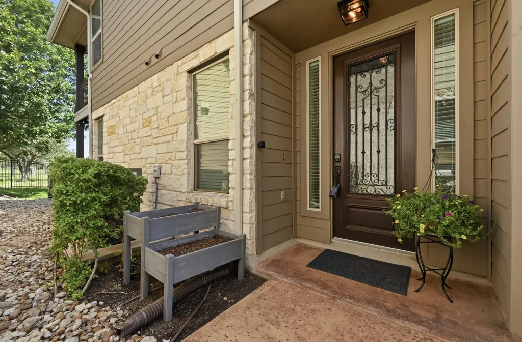 7328 Colina Vista Loop Austin TX 78750