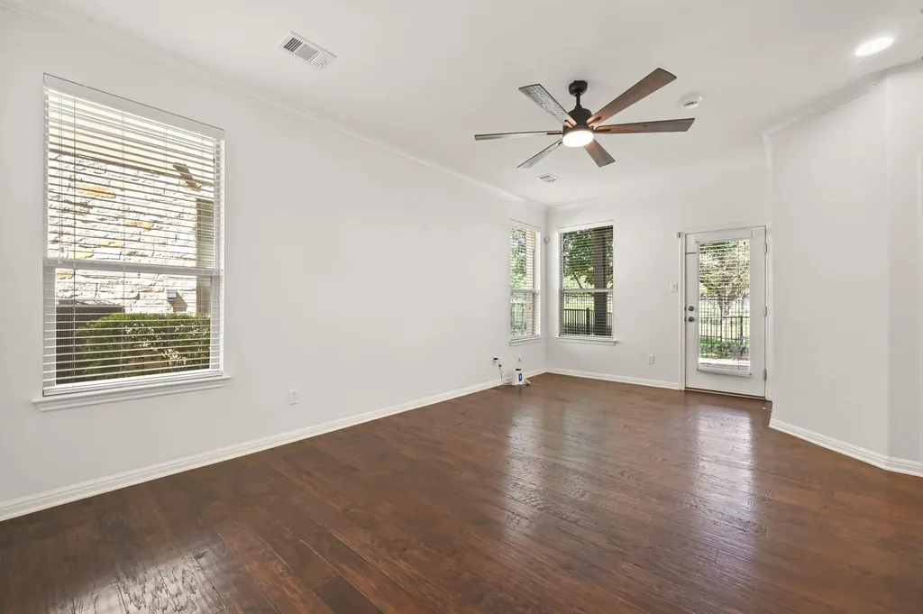 7328 Colina Vista Loop Austin TX 78750